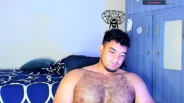 Snapshot of Big_furry_bear13 chatting on 03-20-25, 06:41 Big furry bear13 online show from 03-20-25, 06:41