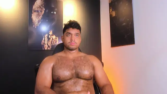 Big furry bear13 online show from 11-16-25, 05:35