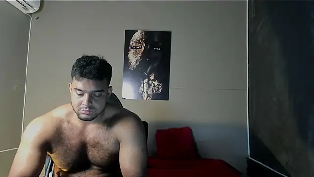 Big furry bear13 online show from 04-17-26, 06:49