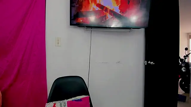 sunshine uwu22 online show from 01-11-25, 06:01