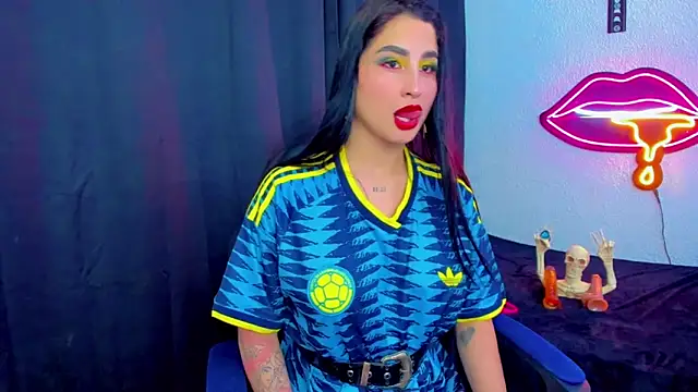 sunshine uwu22 online show from 06-17-26, 06:09