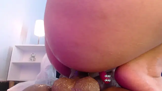 MollyCruz online show from 03-11-25, 05:57