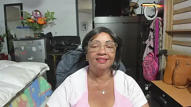 Mrs mommy  online show from 10-24-25, 10:50