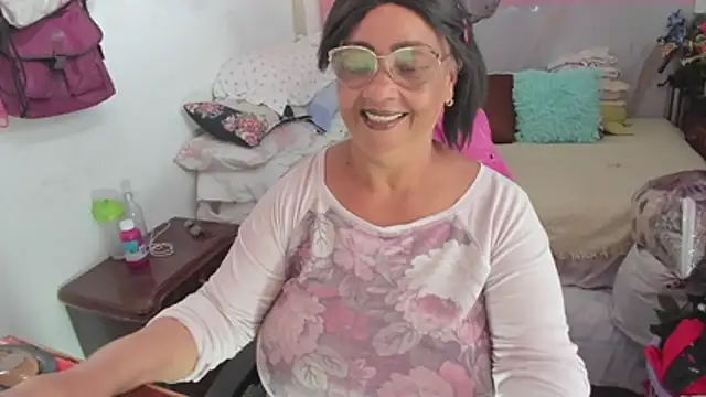 Mrs mommy  online show from 04-04-26, 06:49