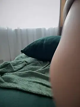 Snapshot of HotXMom chatting on 01-21-25, 07:58 HotXMom online show from 01-21-25, 07:58