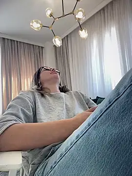 Snapshot of HotXMom chatting on 03-20-25, 10:54 HotXMom online show from 03-20-25, 10:54