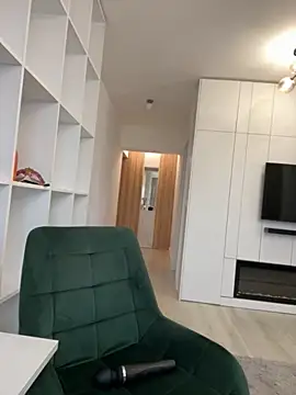 Snapshot of HotXMom chatting on 11-28-25, 07:11 HotXMom online show from 11-28-25, 07:11