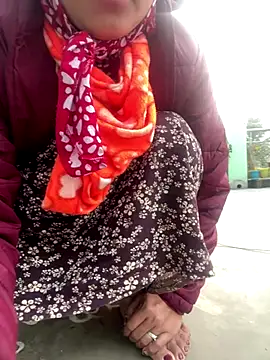 Snapshot of Ishikarana chatting on 12-17-25, 01:00 Ishikarana online show from 12-17-25, 01:00