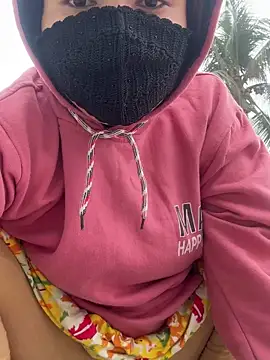 Snapshot of Ishikarana chatting on 12-20-25, 05:03 Ishikarana online show from 12-20-25, 05:03