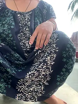 Snapshot of Ishikarana chatting on 01-12-26, 04:18 Ishikarana online show from 01-12-26, 04:18