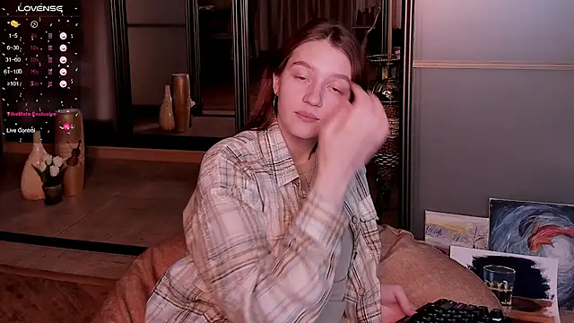 Ksuhesa online show from 03-10-25, 01:32