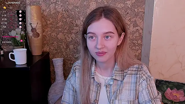 Ksuhesa online show from 03-22-25, 10:28