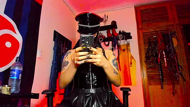 DominatrixBlue online show from 01-10-25, 02:13