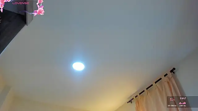 Snapshot of Ananya_Kay01 chatting on 06-25-26, 04:01 Ananya Kay01 online show from 06-25-26, 04:01
