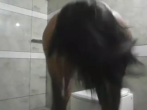 Snapshot of Bluelover0812 chatting on 02-21-25, 04:16 Bluelover0812 online show from 02-21-25, 04:16