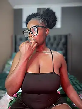 Snapshot of Candy-Heart chatting on 03-03-25, 09:26 Candy-Heart online show from 03-03-25, 09:26