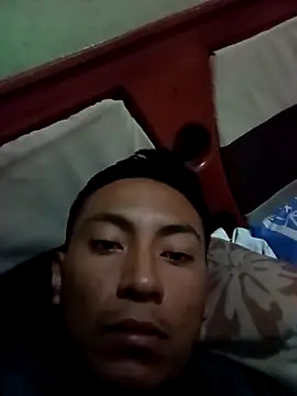 Robertoch online show from 11-13-25, 04:06