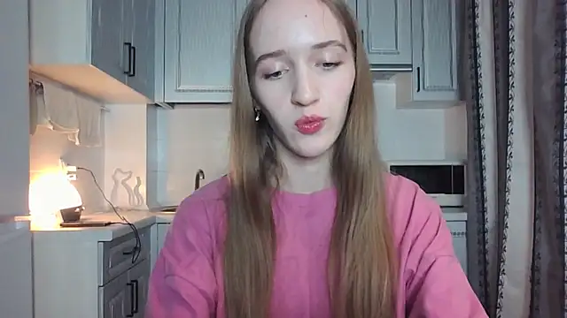 leslie my lovee online show from 09-14-25, 08:08