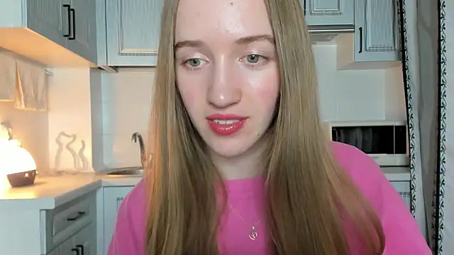 leslie my lovee online show from 10-15-25, 09:26