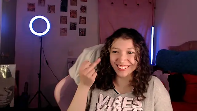 Snapshot of AllyDonfort chatting on 02-09-26, 11:09 AllyDonfort online show from 02-09-26, 11:09