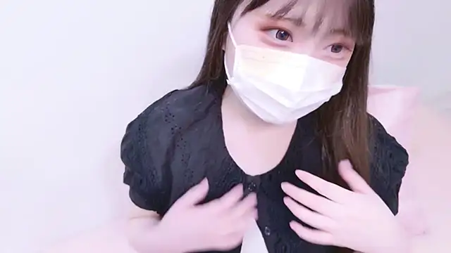 Snapshot of x--Miu--x chatting on 01-15-26, 11:15 x--Miu--x online show from 01-15-26, 11:15