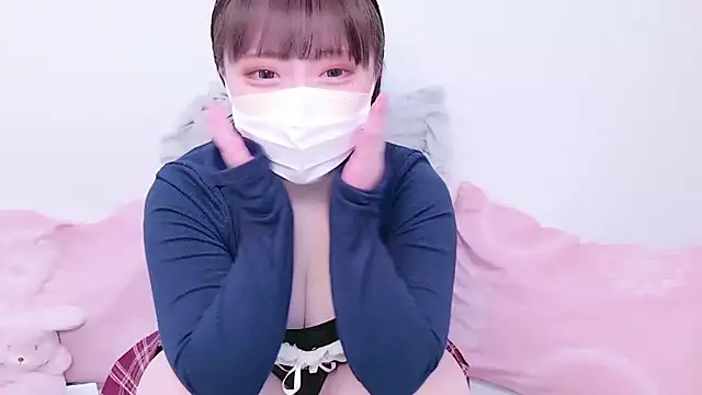 Snapshot of x--Miu--x chatting on 02-17-26, 05:15 x--Miu--x online show from 02-17-26, 05:15