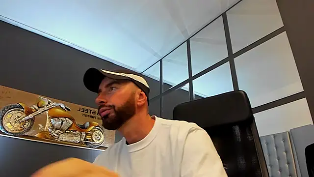 AronGrant online show from 09-24-25, 09:23