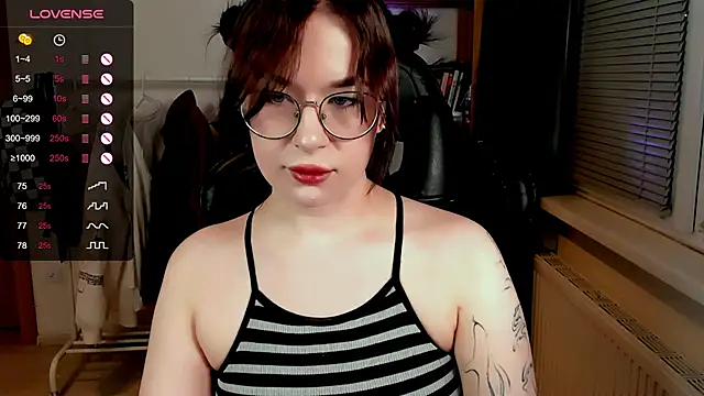 Snapshot of MyNameIsLilith chatting on 03-25-26, 04:57 MyNameIsLilith online show from 03-25-26, 04:57