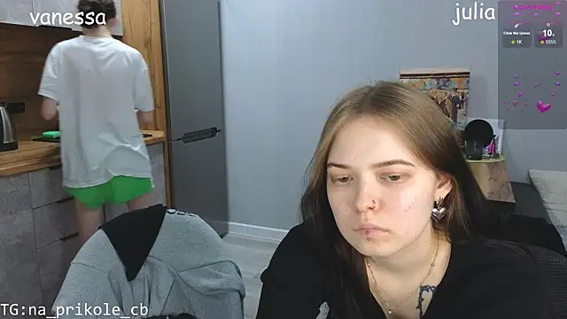 doll lol  online show from 12-22-24, 08:03