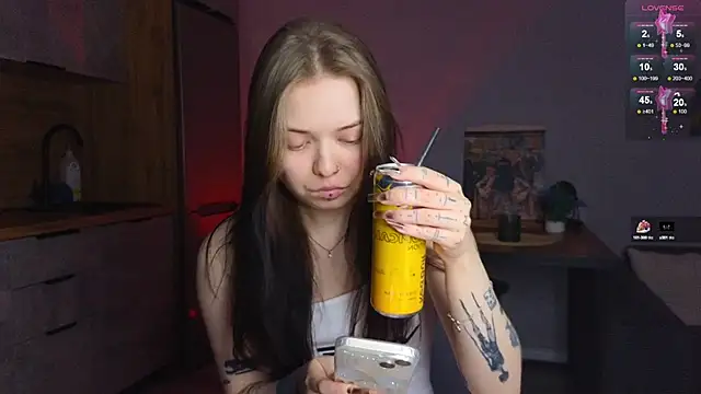 doll lol  online show from 01-24-25, 01:57