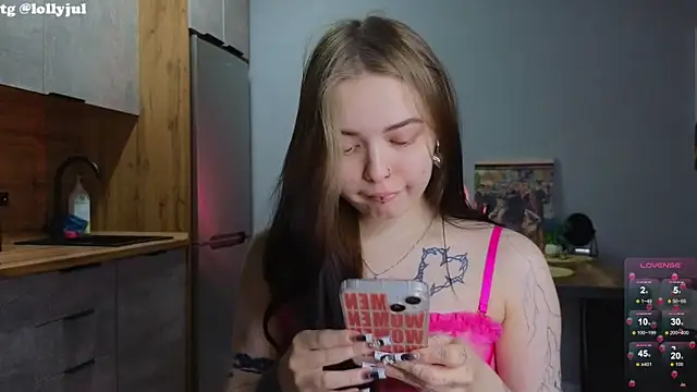 doll lol  online show from 03-05-25, 08:00