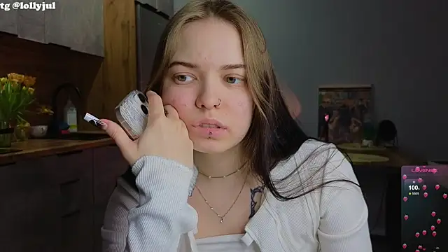 doll lol  online show from 03-14-25, 04:21