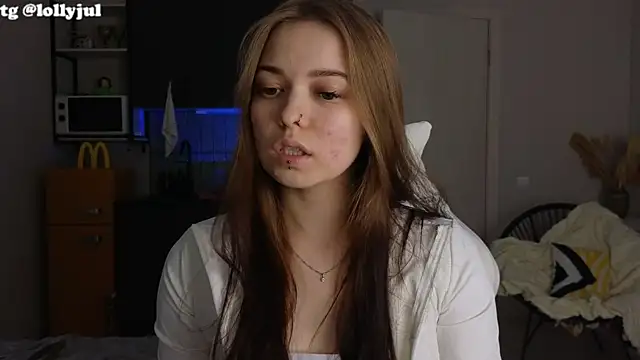 doll lol  online show from 10-26-25, 07:20