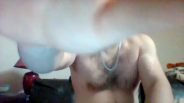 Snapshot of bellobello62 chatting on 12-23-24, 12:08 bellobello62 online show from 12-23-24, 12:08