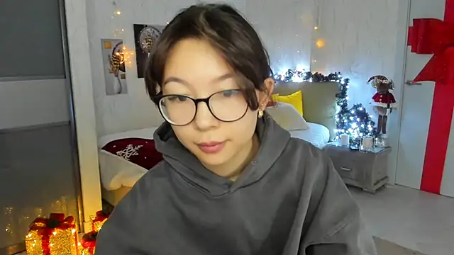 Snapshot of AgnieszkaBanana chatting on 12-25-24, 01:10 AgnieszkaBanana online show from 12-25-24, 01:10