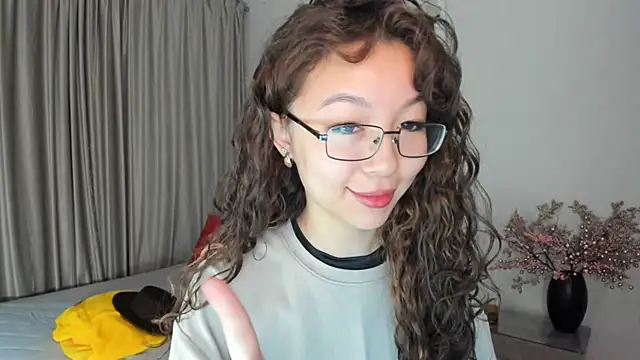 Snapshot of AgnieszkaBanana chatting on 02-04-25, 04:05 AgnieszkaBanana online show from 02-04-25, 04:05