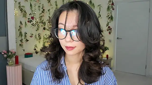 AgnieszkaBanana online show from 03-21-26, 04:17