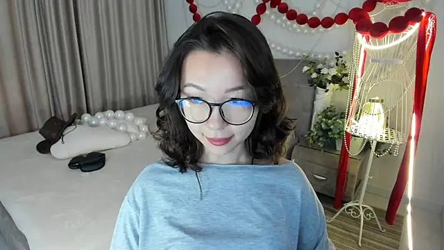 AgnieszkaBanana online show from 05-19-26, 04:08