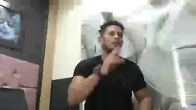 Chris Dick23 online show from 11-06-25, 05:19