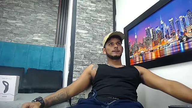 Chris Dick23 online show from 02-01-26, 06:34