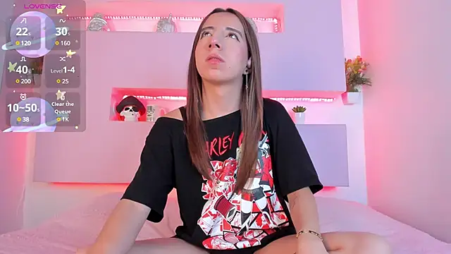 Miiaa doll online show from 03-20-25, 03:04