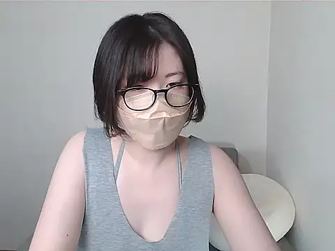 Snapshot of _NOA-chan_ chatting on 09-20-25, 03:13  NOA-chan  online show from 09-20-25, 03:13