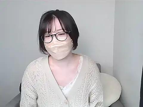 Snapshot of _NOA-chan_ chatting on 09-27-25, 03:06  NOA-chan  online show from 09-27-25, 03:06