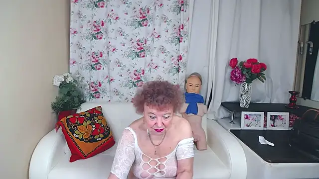 YourHotGranny online show from 05-14-26, 10:55