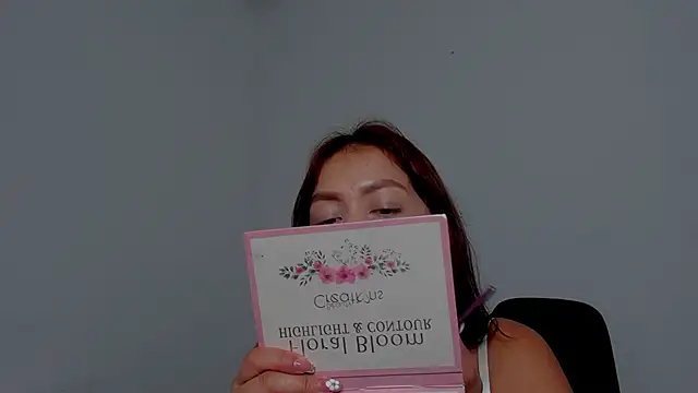 Miaa Garcia online show from 10-25-25, 09:53