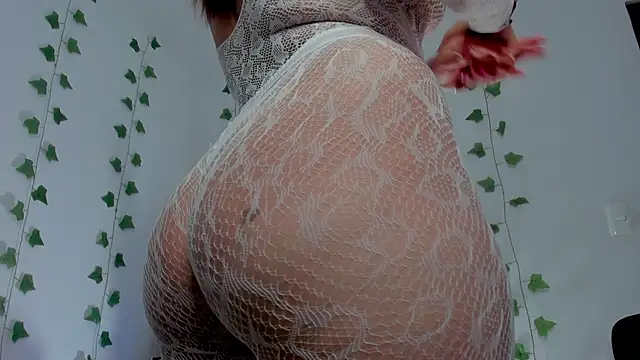 Miaa Garcia online show from 04-06-26, 10:22