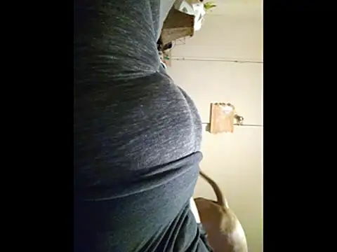 Snapshot of missthickness35_Pika chatting on 02-17-26, 01:46 missthickness35 Pika online show from 02-17-26, 01:46