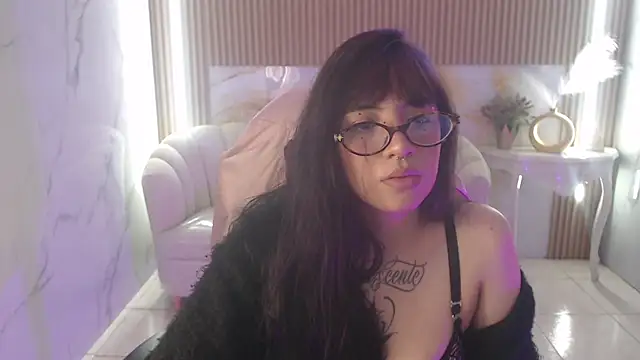 Snapshot of ninfa1_ch chatting on 07-01-26, 01:02 ninfa1 ch online show from 07-01-26, 01:02
