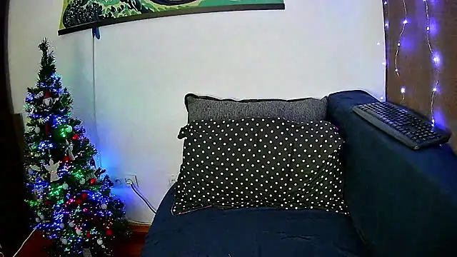 EmmaKrosss online show from 12-14-24, 03:15