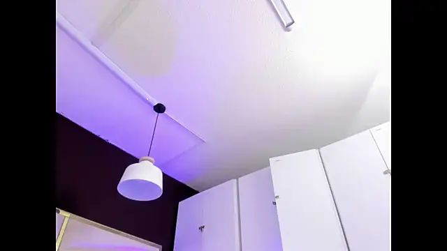 Snapshot of April_bowie chatting on 10-24-25, 11:17 April bowie online show from 10-24-25, 11:17